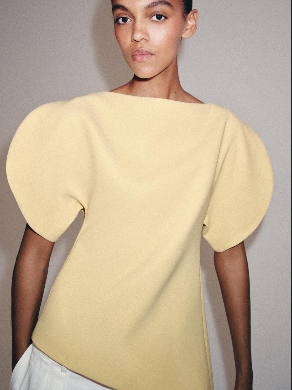Zara Pale Yellow Sculpted Puff Sleeve Top - Picture 3 of 8